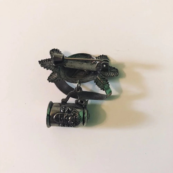 Vintage German Travel Souvenir Hat Pin Oktoberfest  Rudesheim Stein - Picture 2 of 9